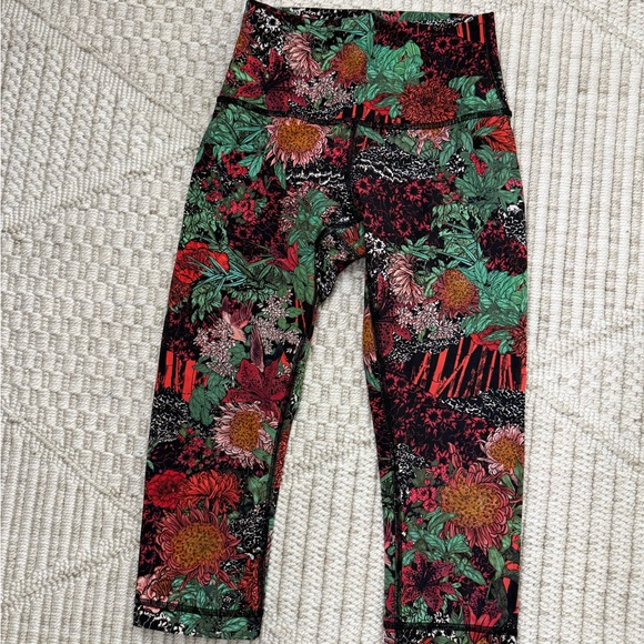 lululemon athletica Pants - Lululemon Athletica Multicolor Floral Leggings